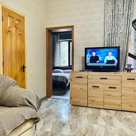 Appartamento лісова комфорт *